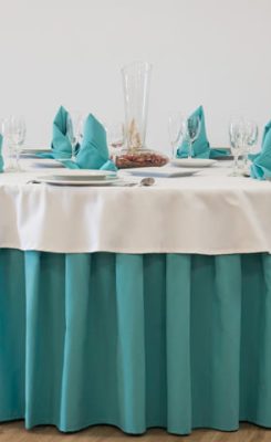 faldonA Faldones elegantes y funcionales para camas de hotel